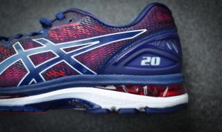 asicsflytefoam asicsflytefoam